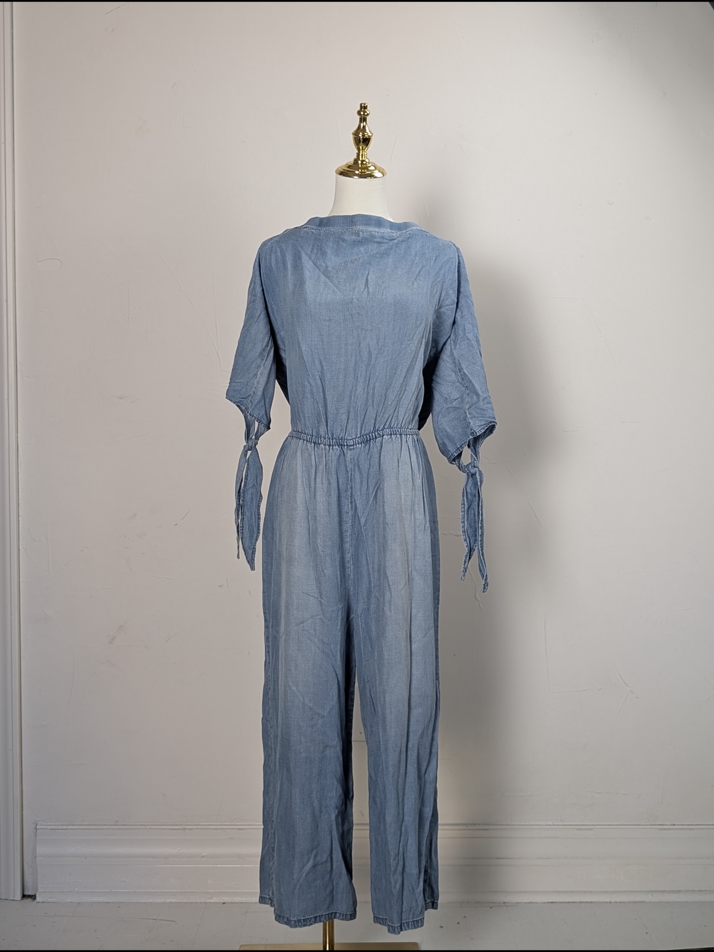 Chic Mossimo Lyocell Denim Look Tie Sleeve Jumpsuit in Light Blue